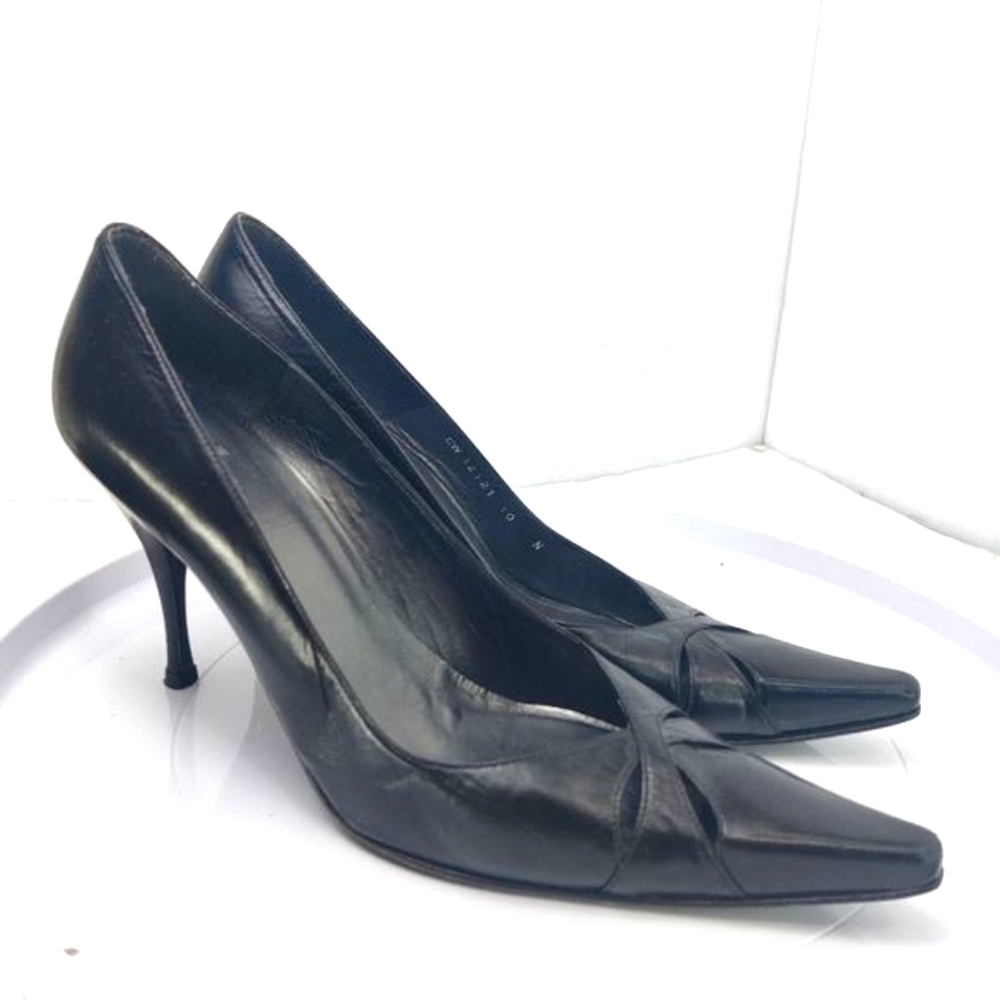 Stuart Weitzman Black Leather Pointed Toe Pumps Size 10 N Narrow Minimalist